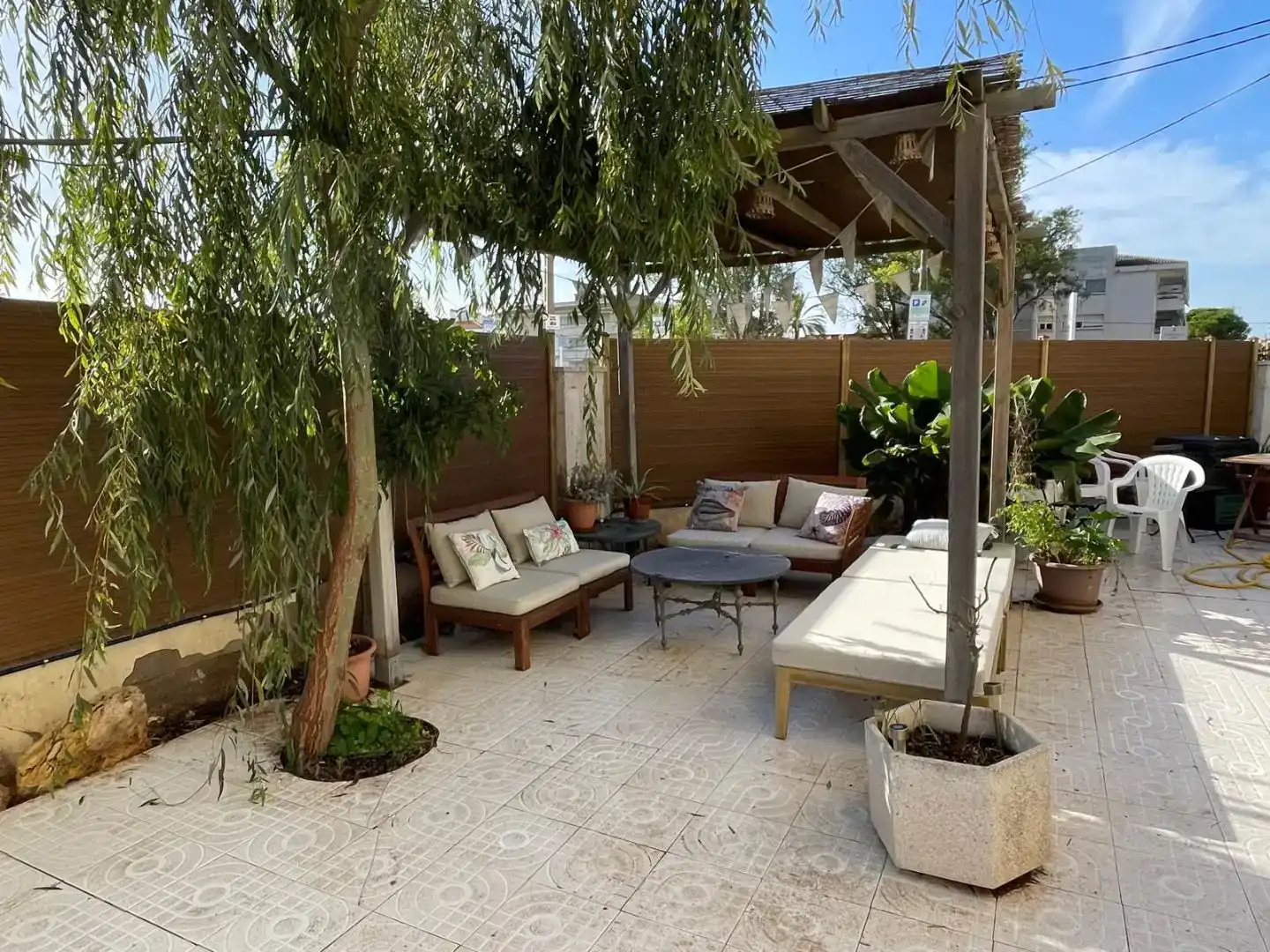 Terrace of Flat for sale in Vilanova i la Geltrú  with Air Conditioner, Swimming Pool and Balcony