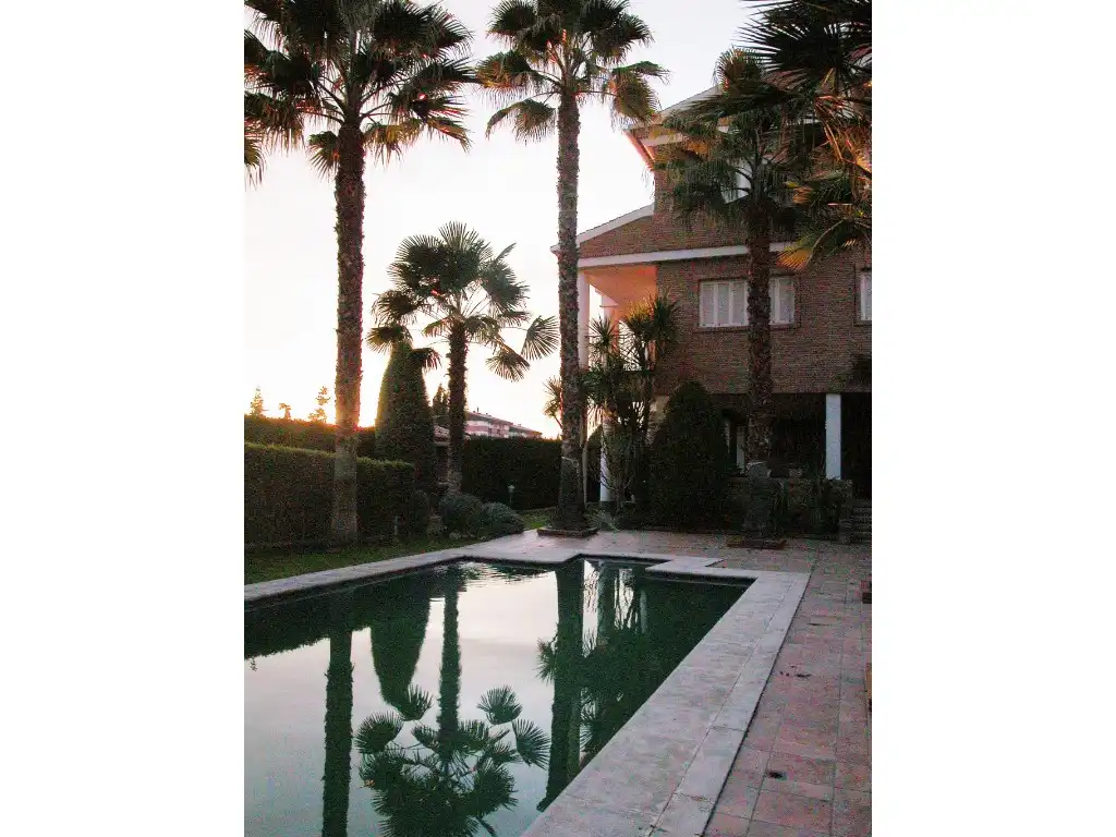 Swimming pool of Houses for sale in Granada
