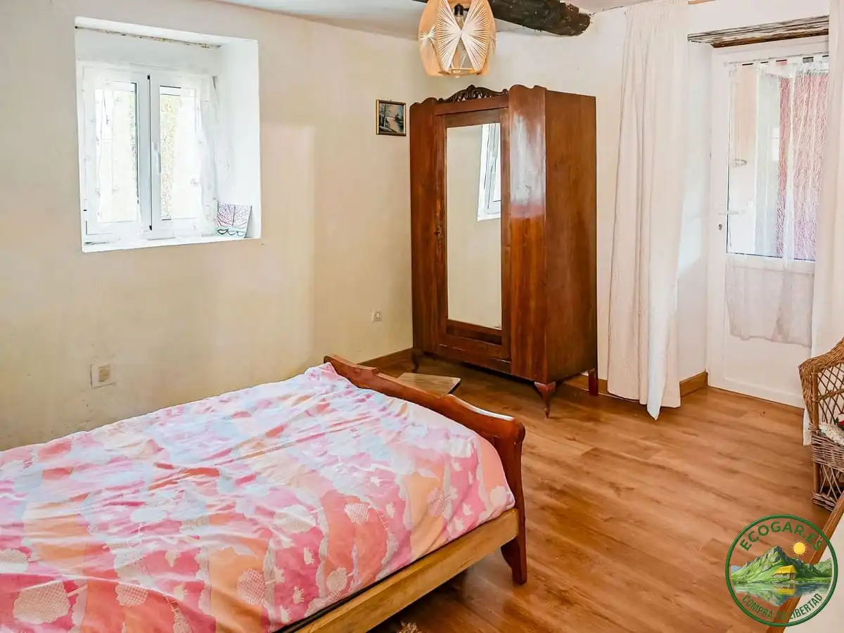 Detached house with garden for sale in Vega de Valcarce, imagen 9