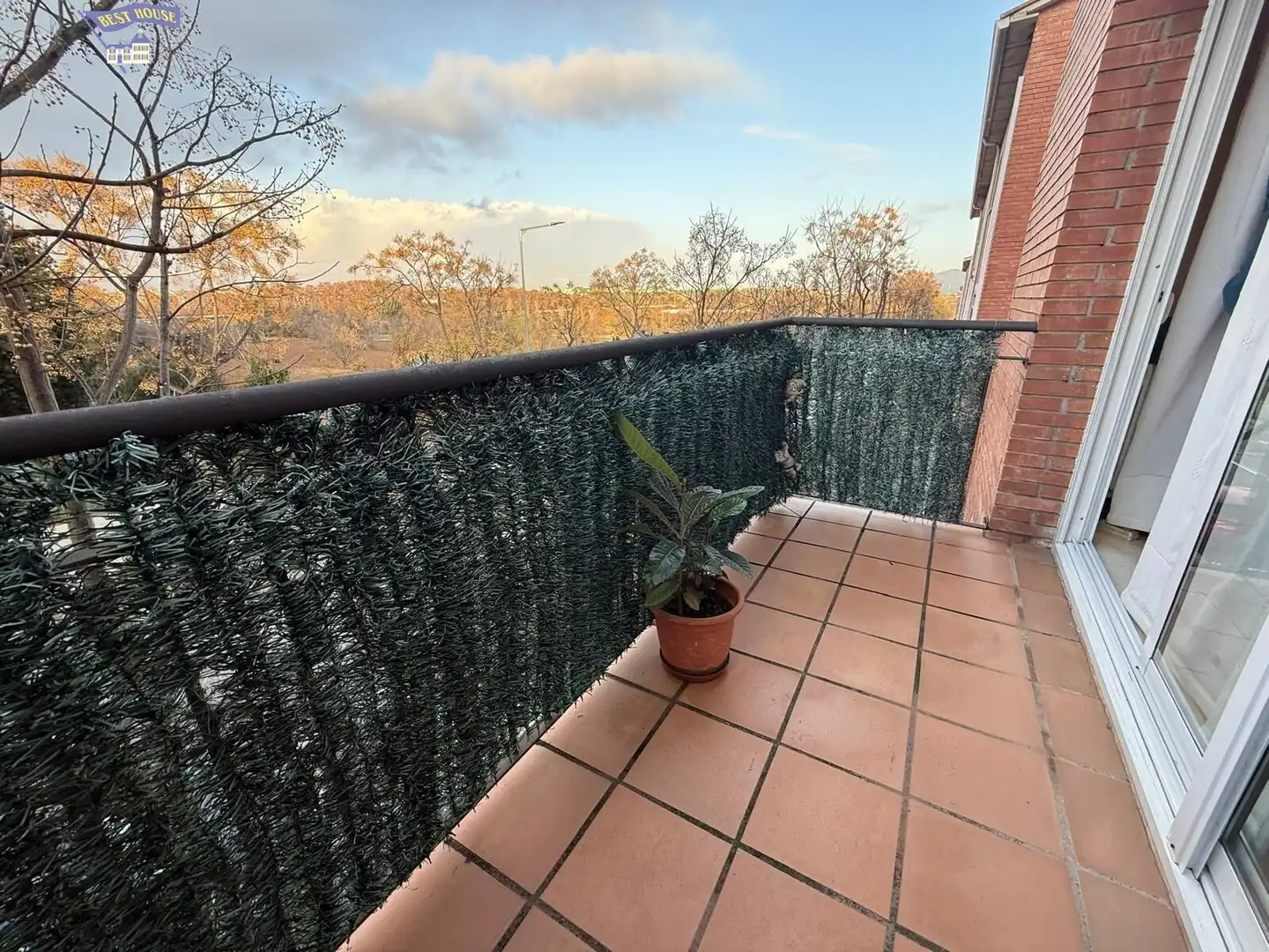 Casa amb terrassa en venda a Santa Perpètua de Mogoda, imagen 4