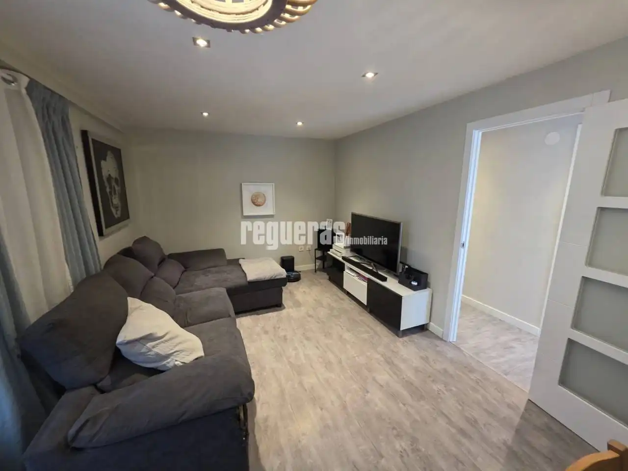 Piso en venta en Avilés con Calefacción y Terraza