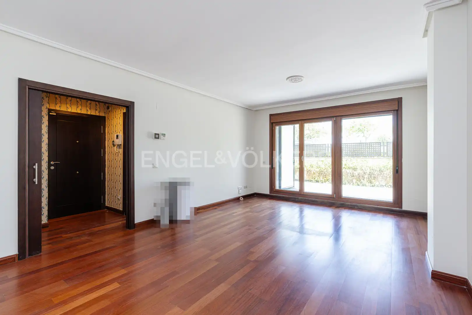 Sala d'estar de Pis de lloguer en Las Rozas de Madrid amb Aire condicionat, Calefacció i Jardí privat