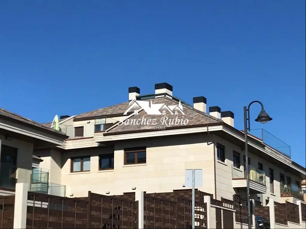 Vista exterior de Piso de alquiler en Galapagar con Aire acondicionado, Calefacción y Terraza