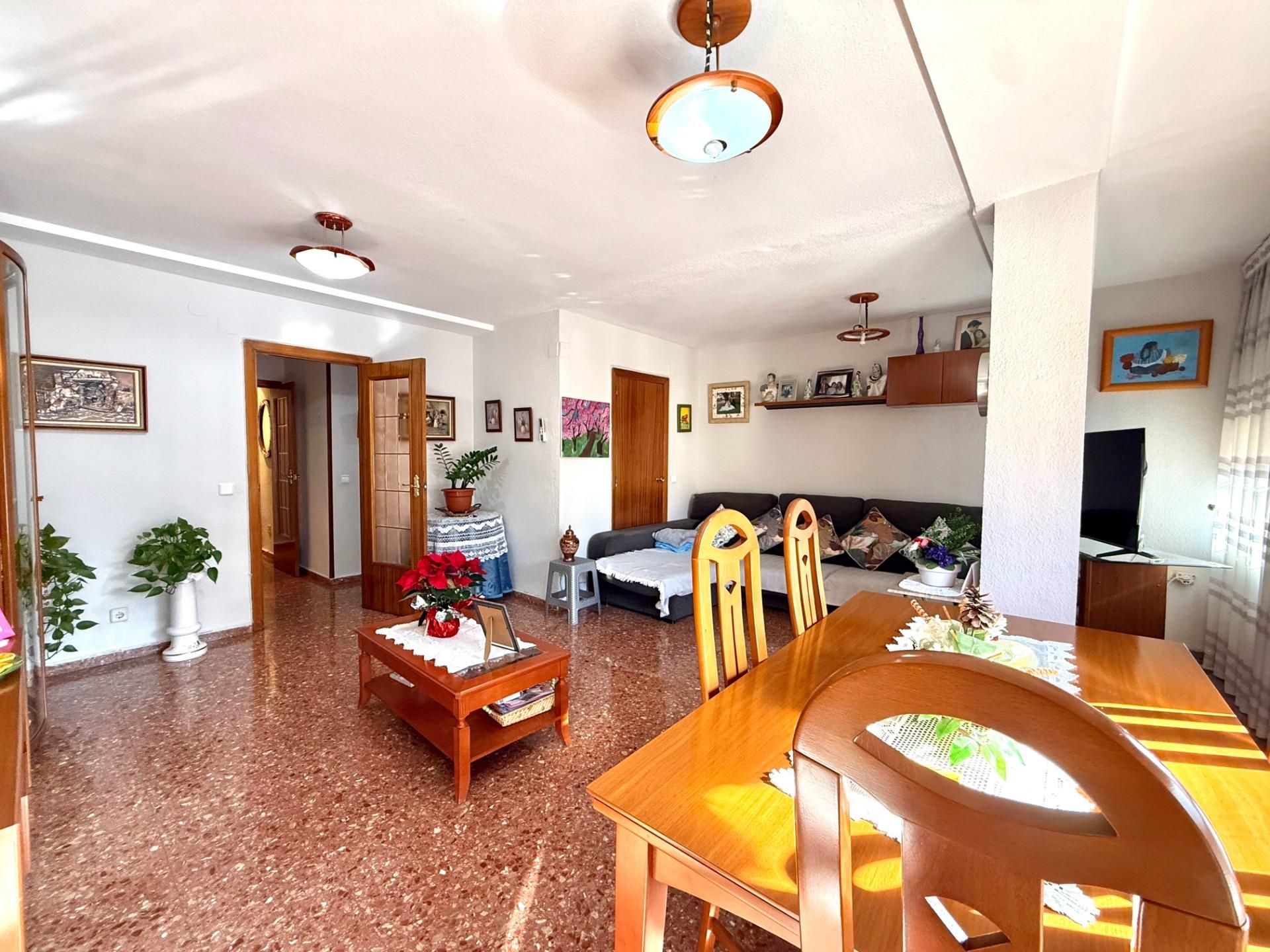 Sala d'estar de Pis en venda en  Valencia Capital amb Aire condicionat