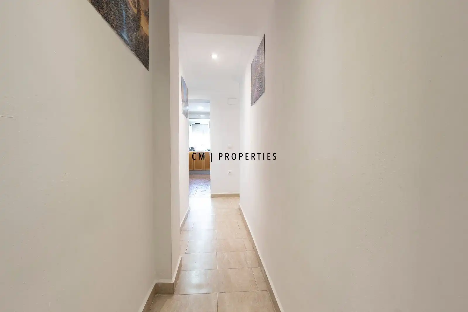 Piso en venta en Valencia con Amueblado y Horno