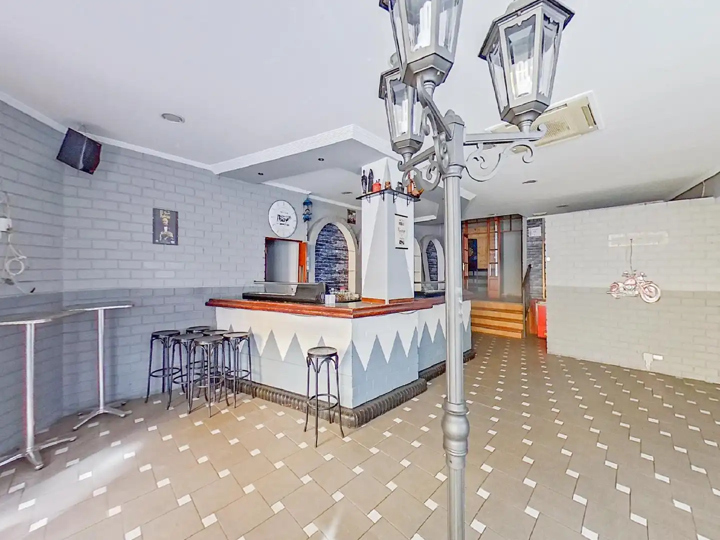 Local comercial en venda a Trobajo del Camino, imagen 5