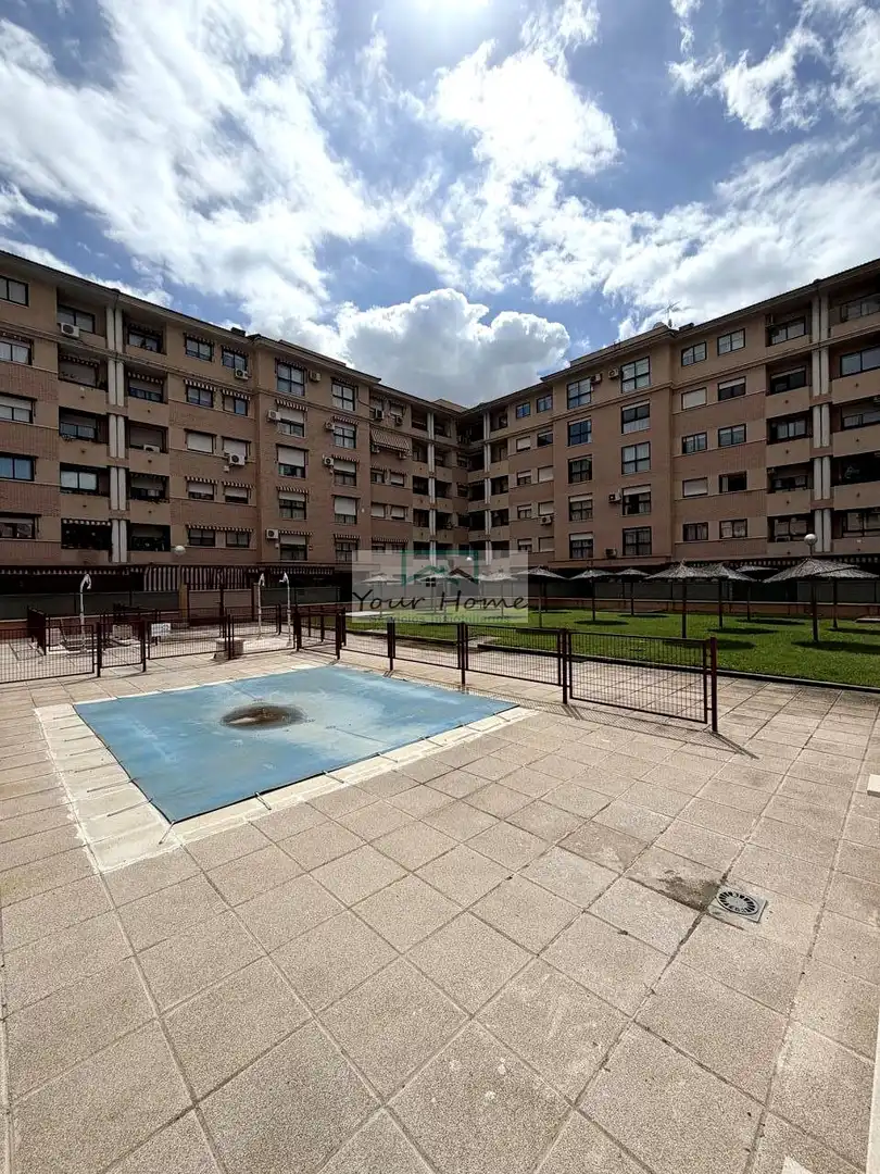 Exterior view of Ground floor for sale in Torrejón de Ardoz  with Air Conditioner, Heating and Terrace