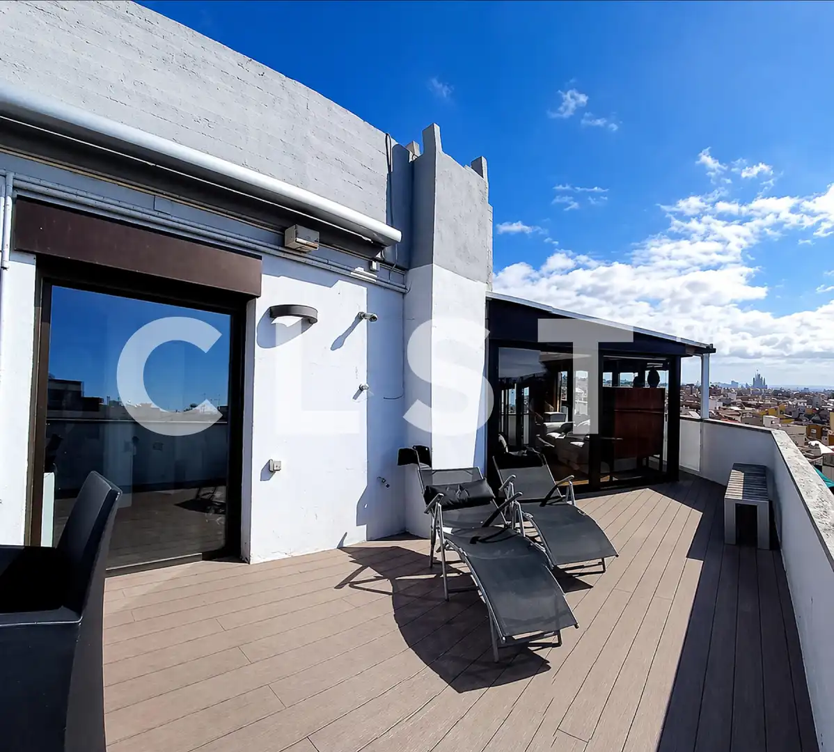 Terrasse von Dachboden zur Miete in  Barcelona Capital mit Klimaanlage, Heizung und Privatgarten