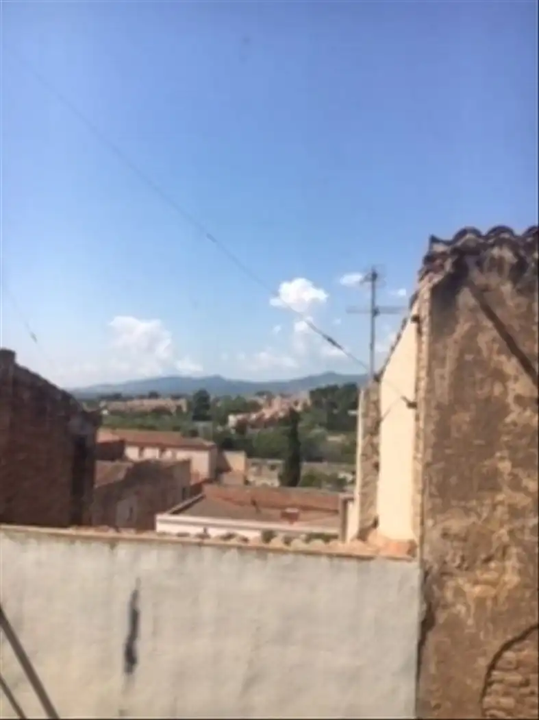 Vista exterior de Edifici en venda en Valls