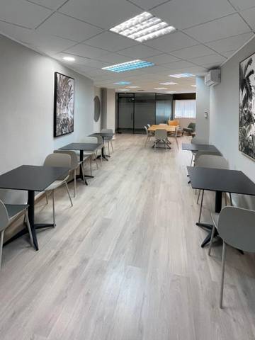 Oficina en Alquiler en Avinguda Enric Valor, 3 en El Castell