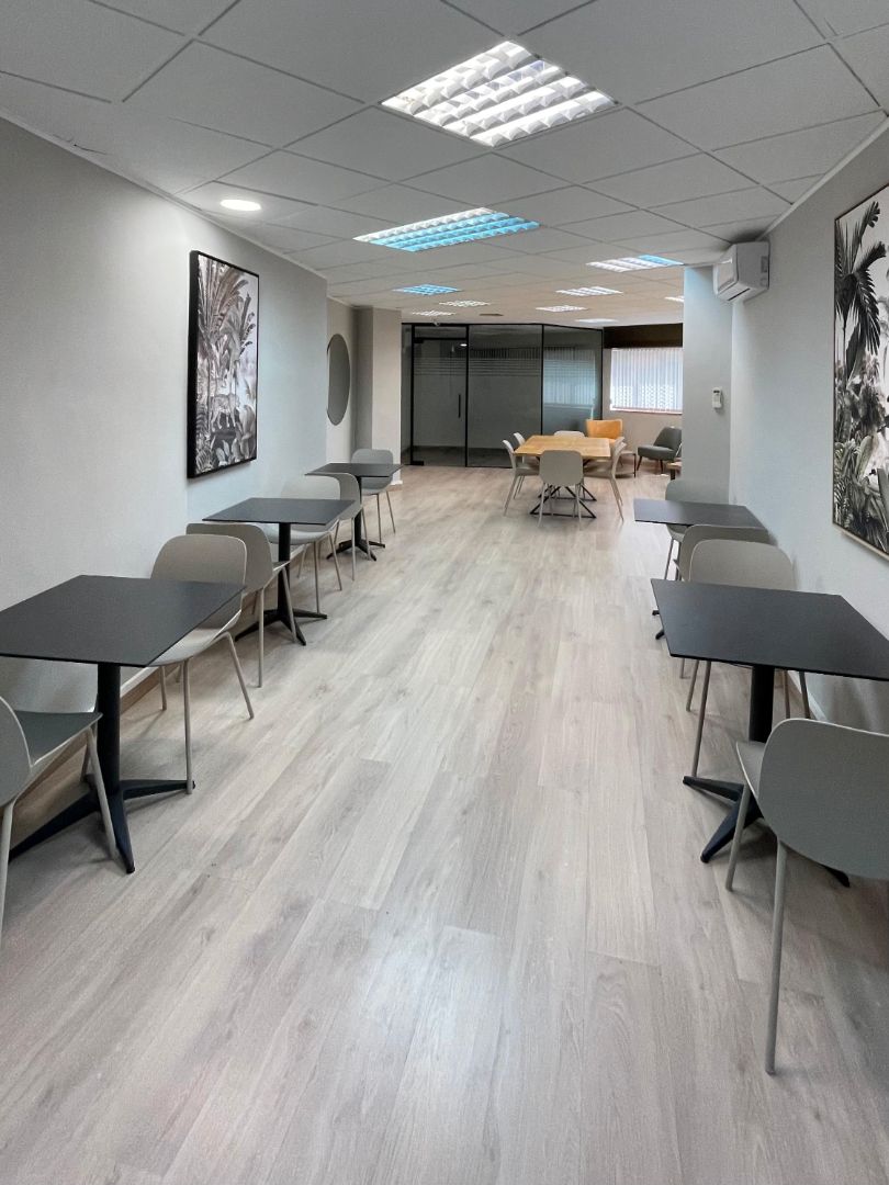 Office to rent in Burjassot  with Air Conditioner, Furnished and Internet