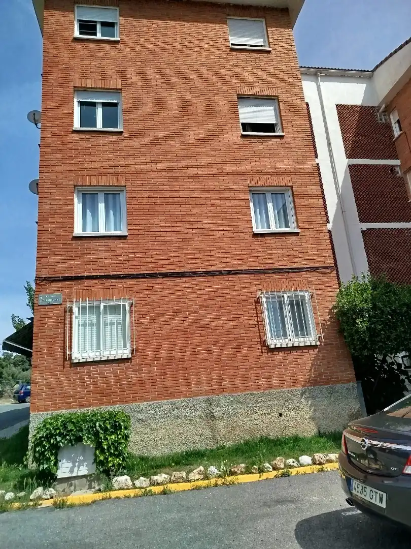 Außenansicht von Wohnung zum Verkauf in Chapinería mit Gemeinschaftspool