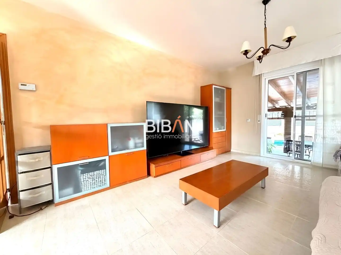 Living room of Detached homes for sale in Tarragona  with Air Conditioner, Heating and Storage room