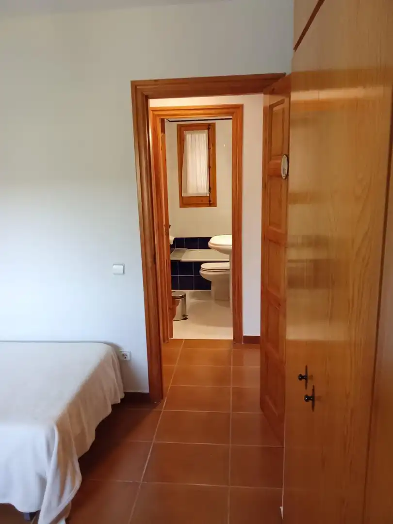 Bany de Casa o xalet en venda en Sant Llorenç d'Hortons amb Calefacció, Jardí privat i Terrassa