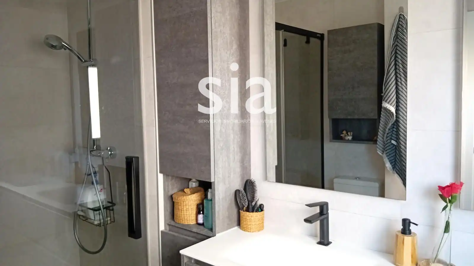 Baño de Piso en venta en Vitoria - Gasteiz con Calefacción, Terraza y Trastero