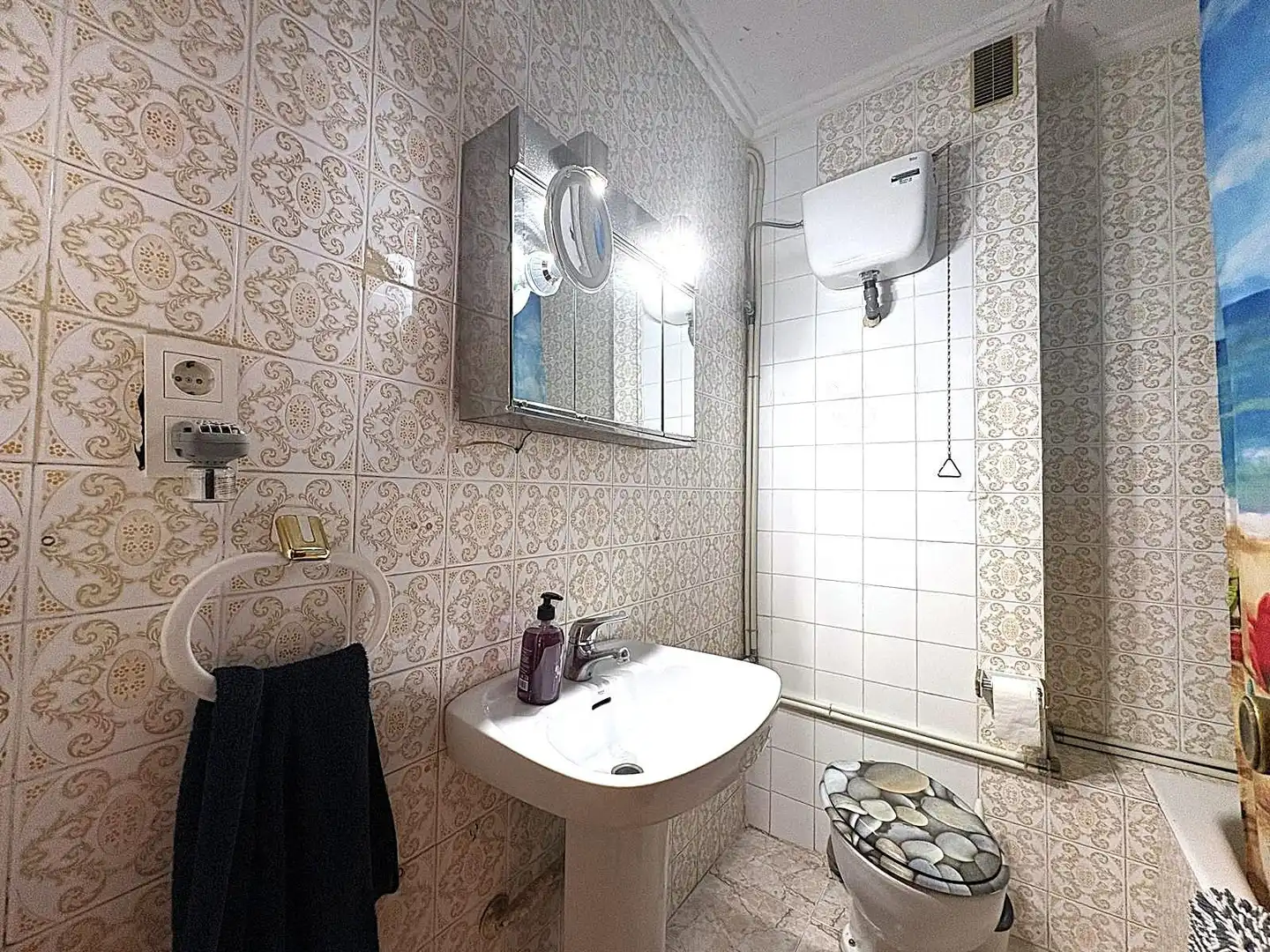 Baño de Piso en venta en Paterna con Aire acondicionado, Amueblado y Balcón