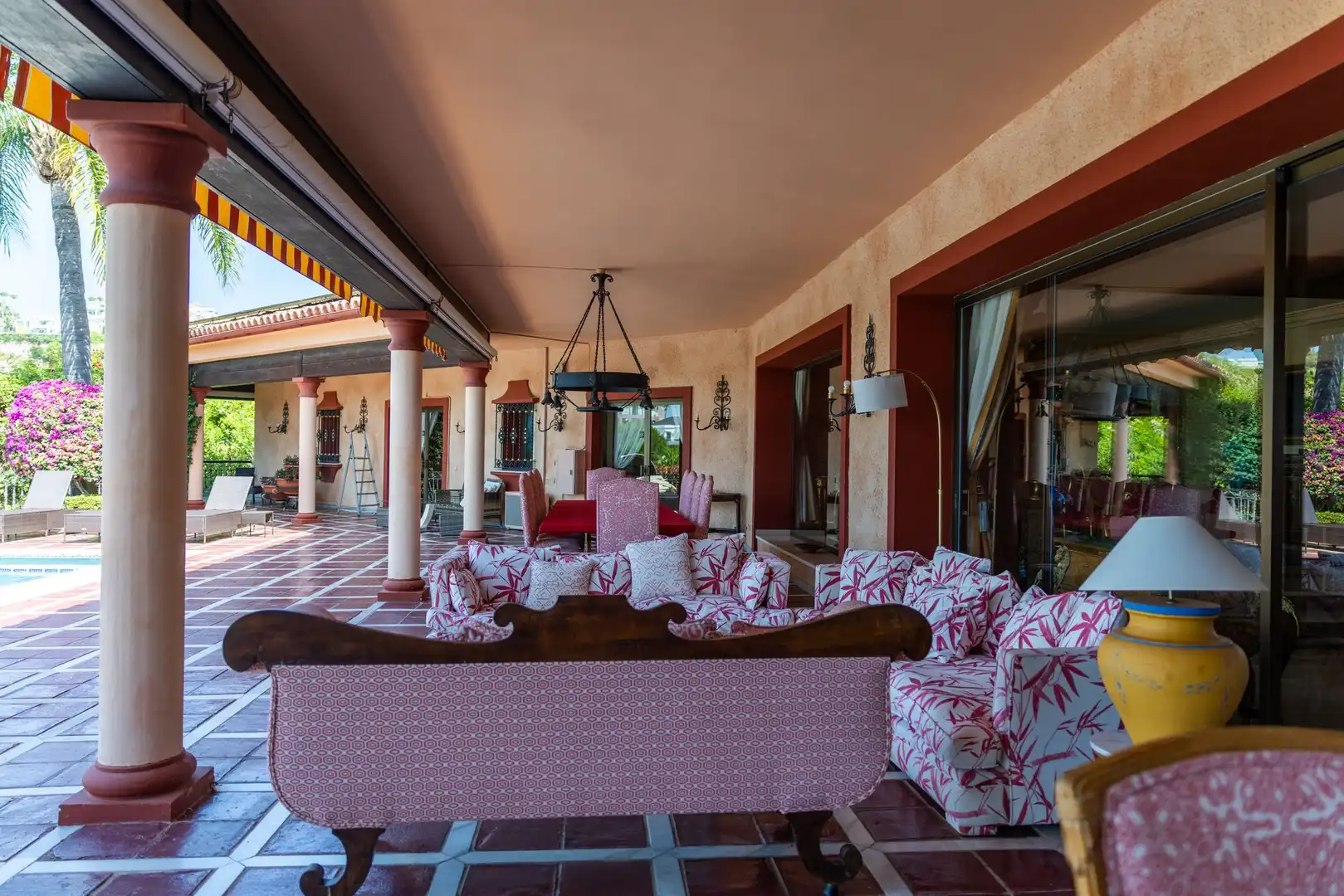 Terrasse von Country house zum Verkauf in Benahavís mit Terrasse und Möbliert