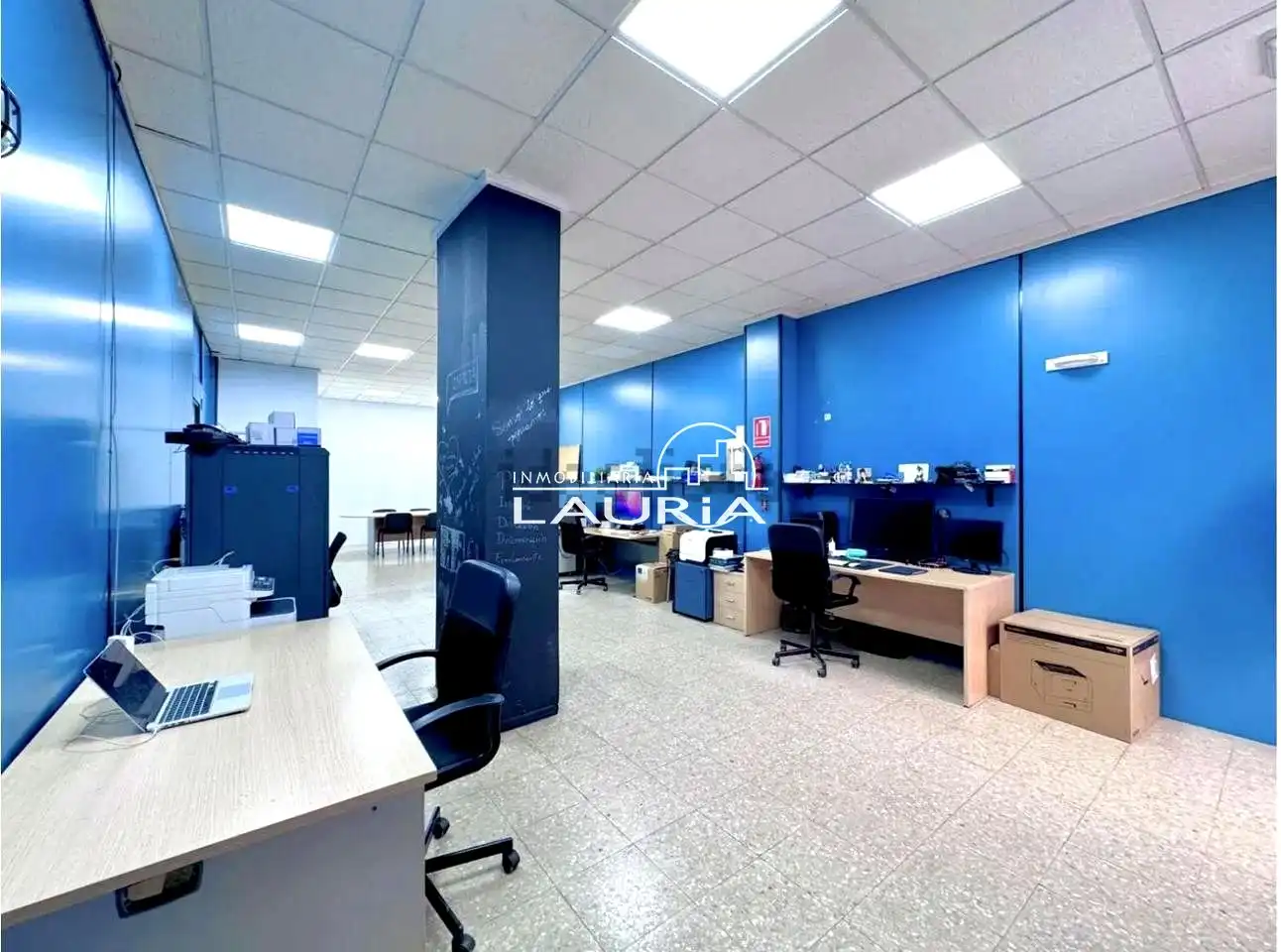 Local en venta en Valencia con Aire acondicionado