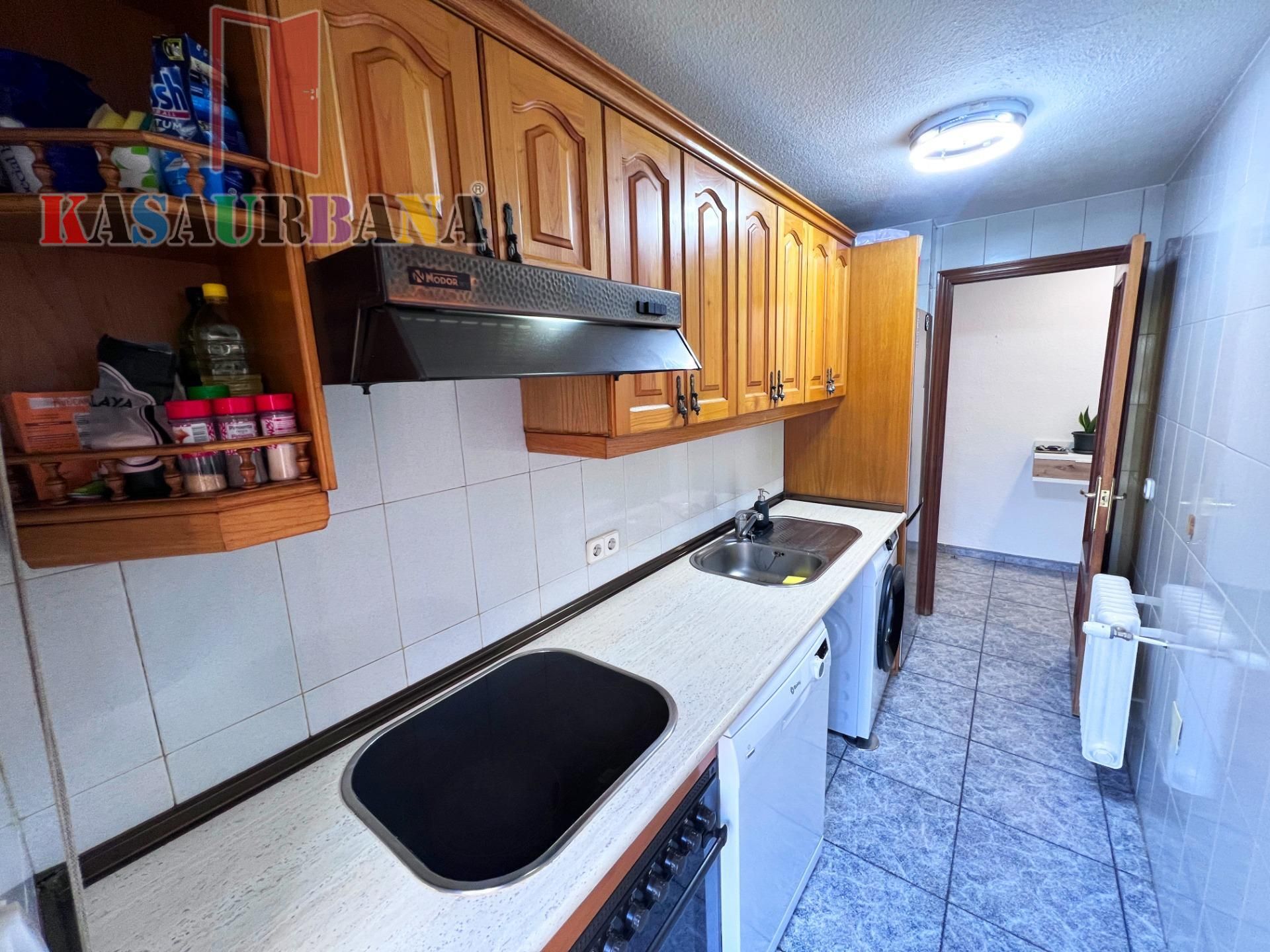 Kitchen of Flat for sale in Valdemoro  with Air Conditioner, Heating and Terrace