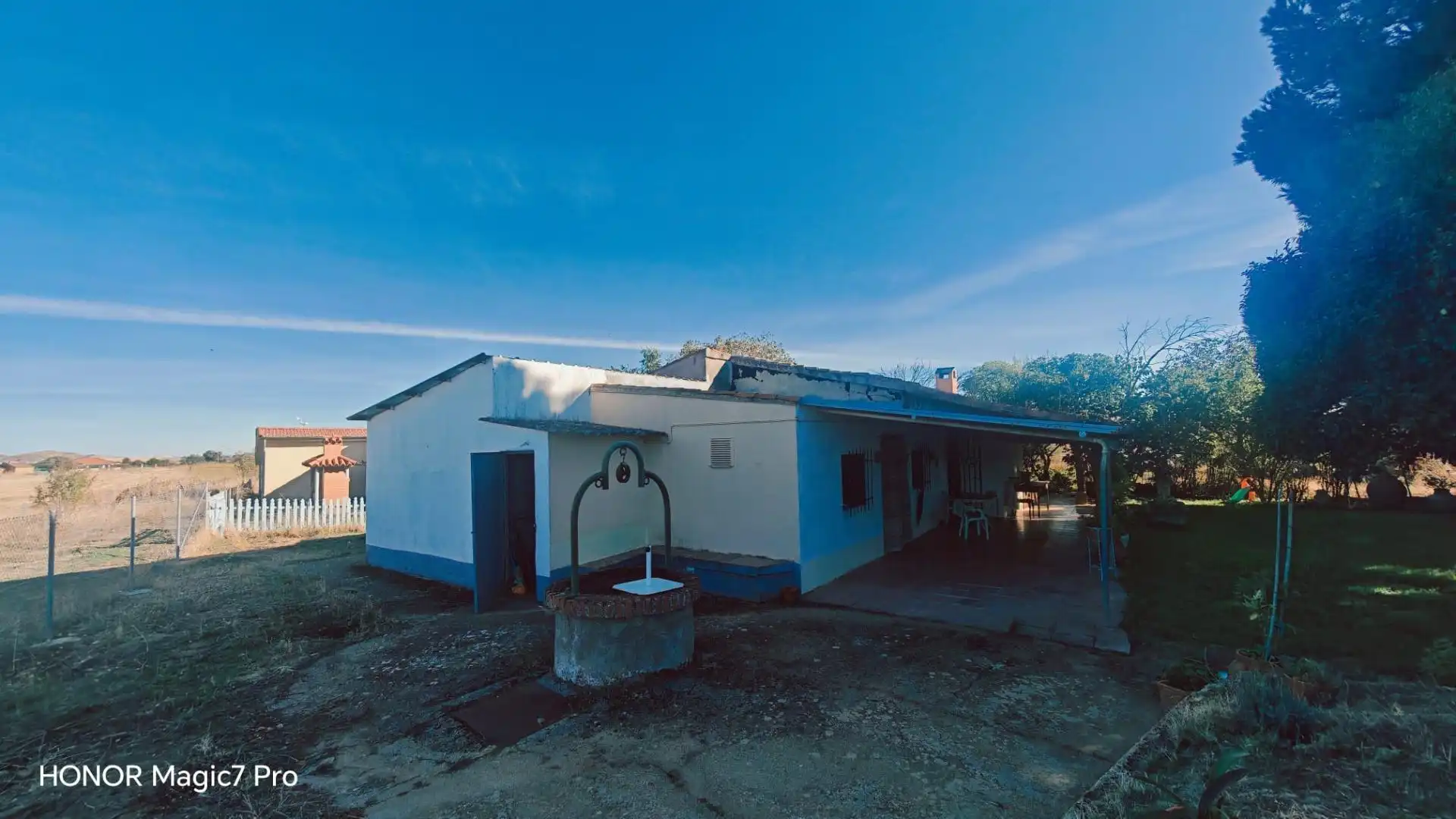 Vista exterior de Finca rústica en venda en Urbanización Siglo XXI - Carretera de Villalpando