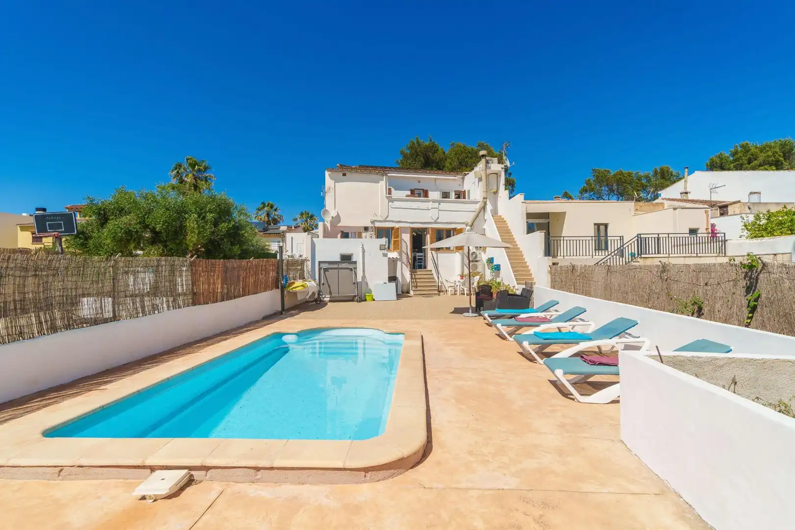 Houses for sale in Carretera Port Pollença, Bacarés - Manresa - Bonaire