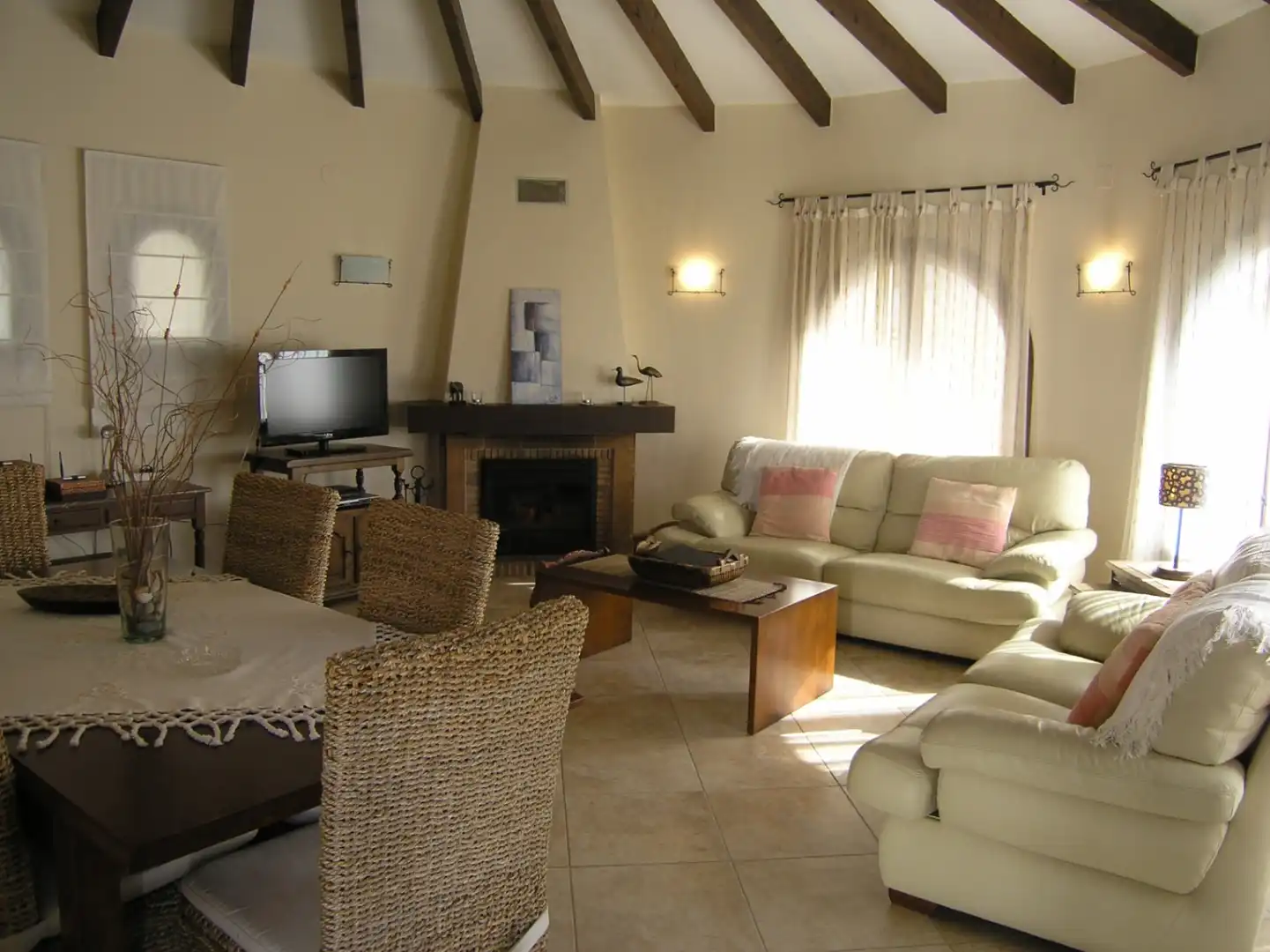 Houses for rent in Paichi