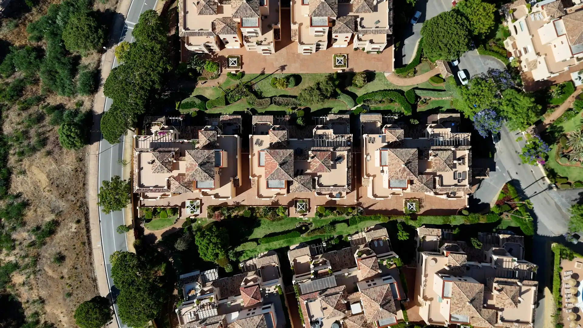 Vista exterior de Àtic en venda en Marbella amb Aire condicionat, Calefacció i Terrassa