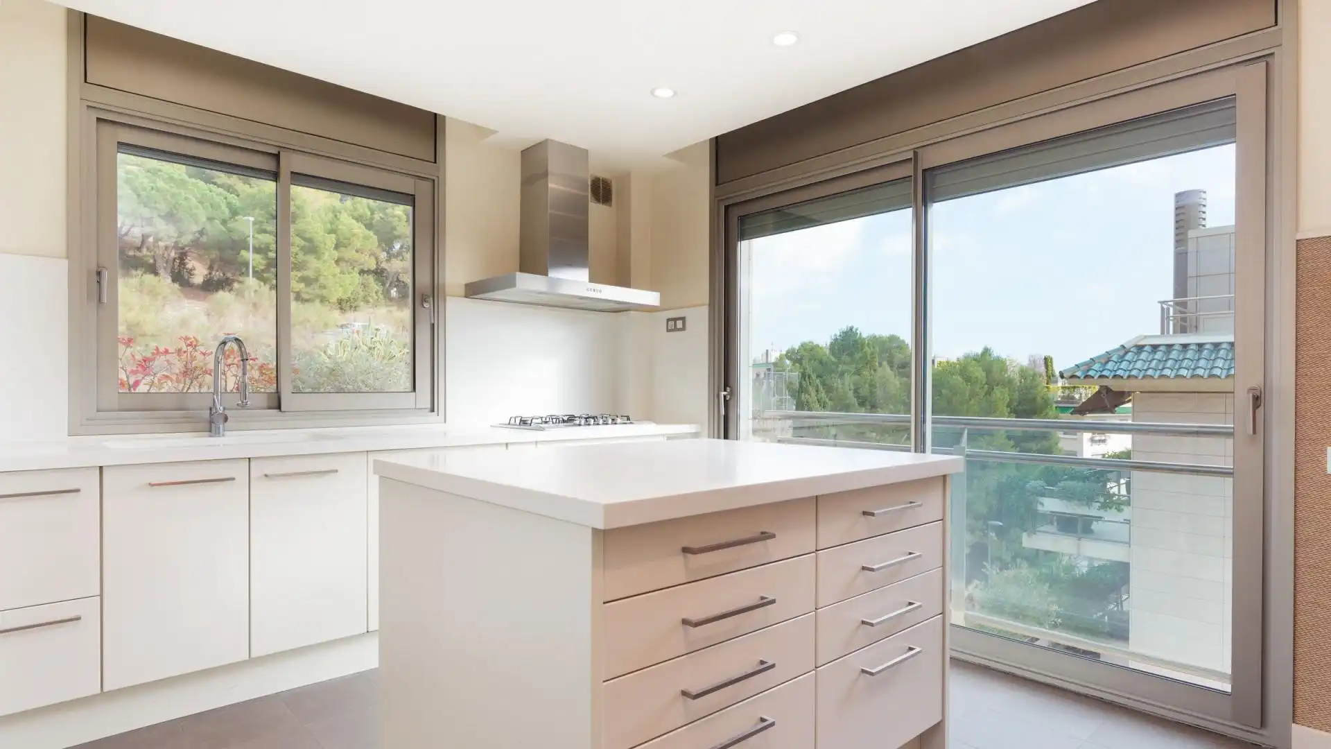 Kitchen of Flat for rent in Barcelona  with Private garden, Parquet flooring and Terrace