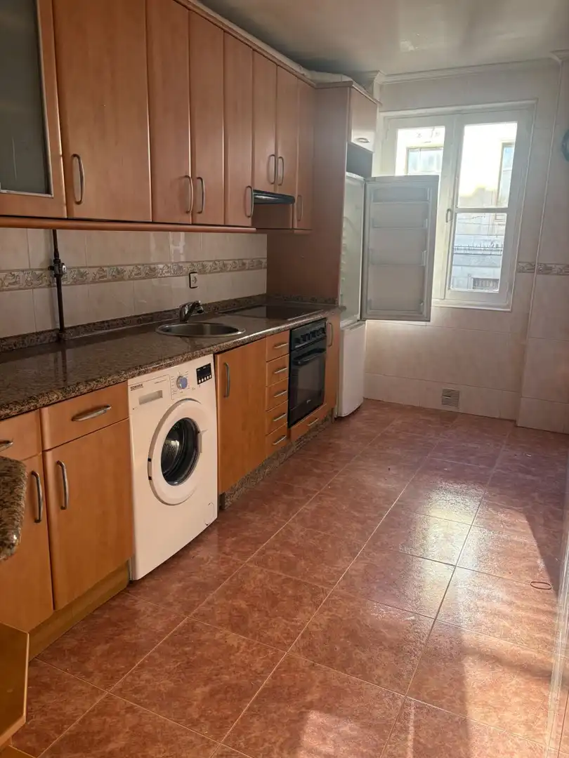 Küche von Wohnung zum Verkauf in Oviedo  mit Heizung