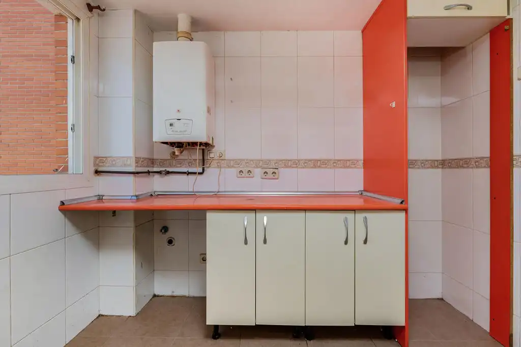 Flat with lift for sale in C/ Domingo Párraga, imagen 9