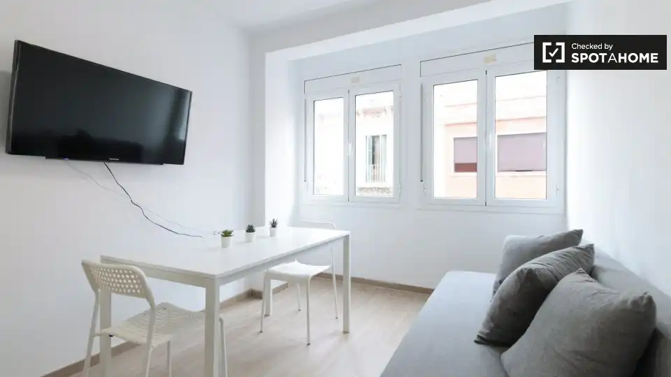 Flat to rent in Sants - Montjuïc, imagen 2
