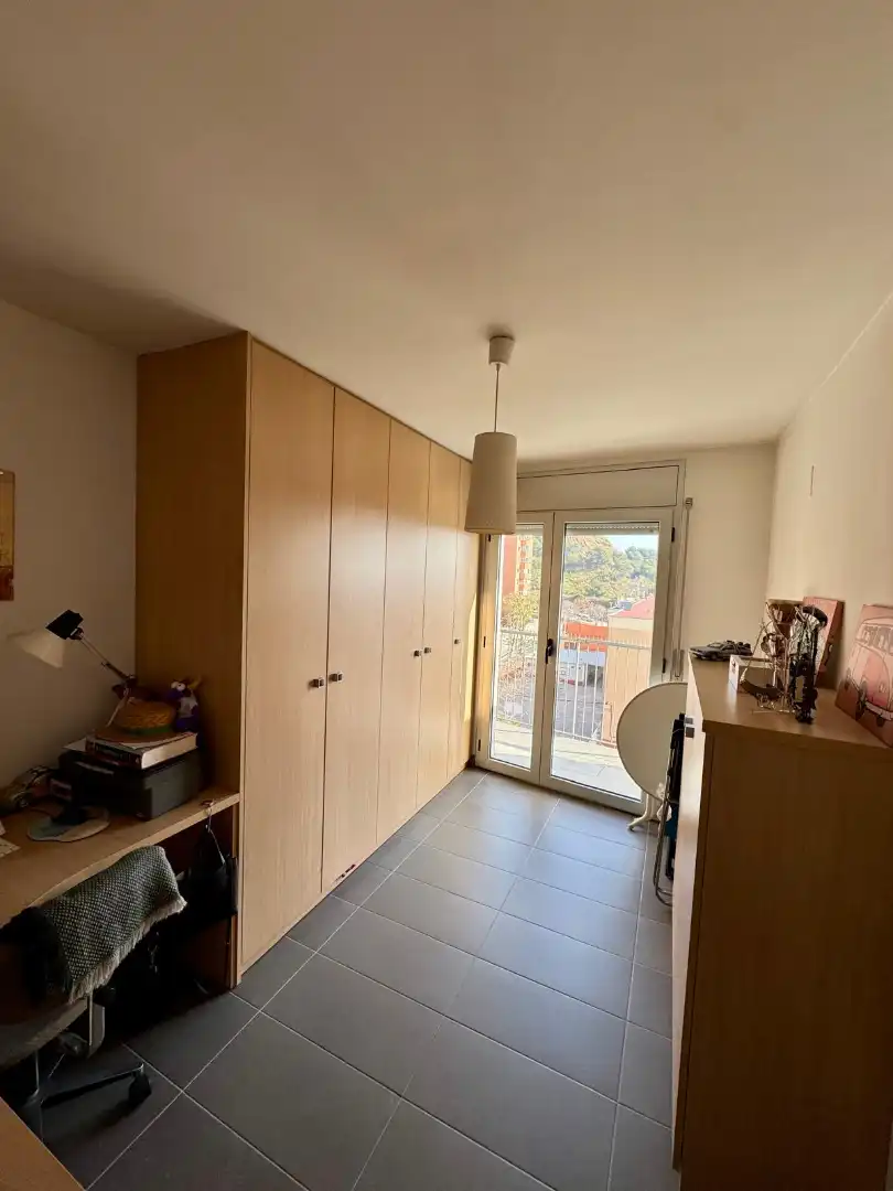 Habitación de Piso en venta en Badalona con Aire acondicionado, Calefacción y Terraza