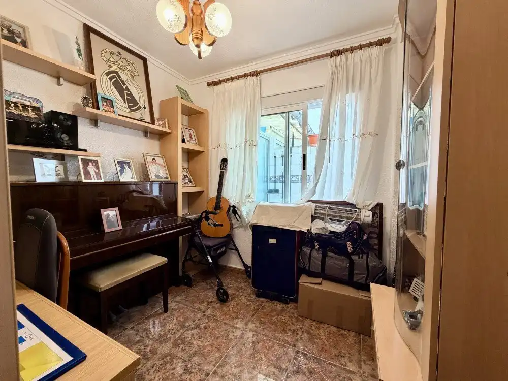 Habitación de Apartamento en venta en Rojales con Trastero, Amueblado y Balcón
