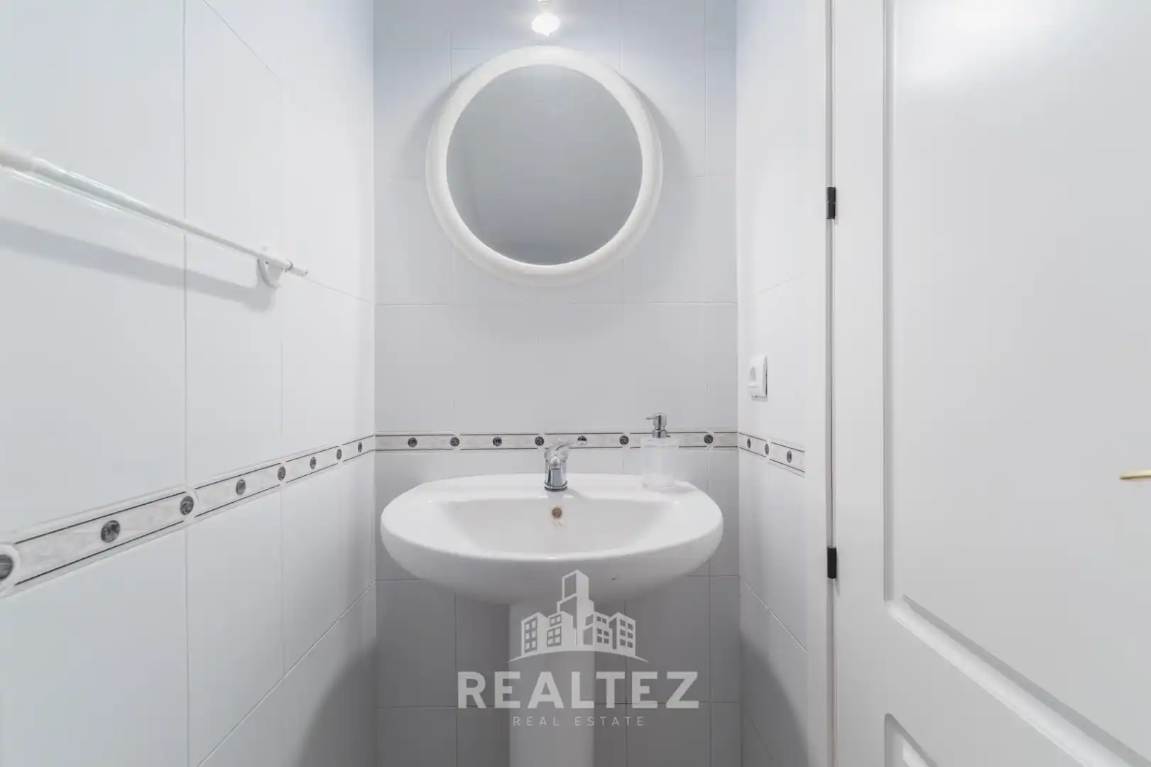 Badezimmer von Einfamilien-Reihenhaus zum Verkauf in El Puerto de Santa María mit Terrasse, Möbliert und Balkon