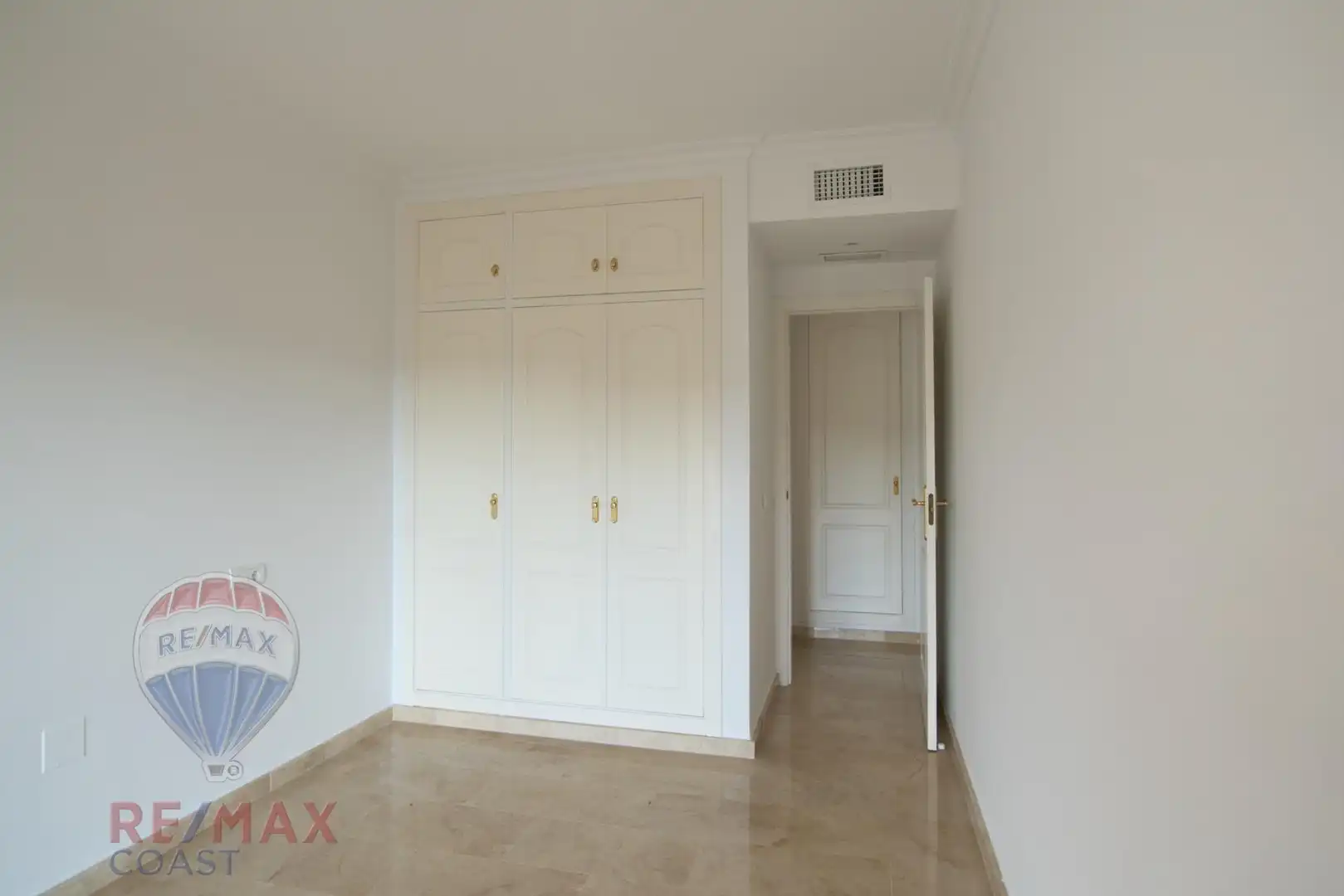Bedroom of Detached homes for sale in Mijas  with Air Conditioner, Heating and Private garden