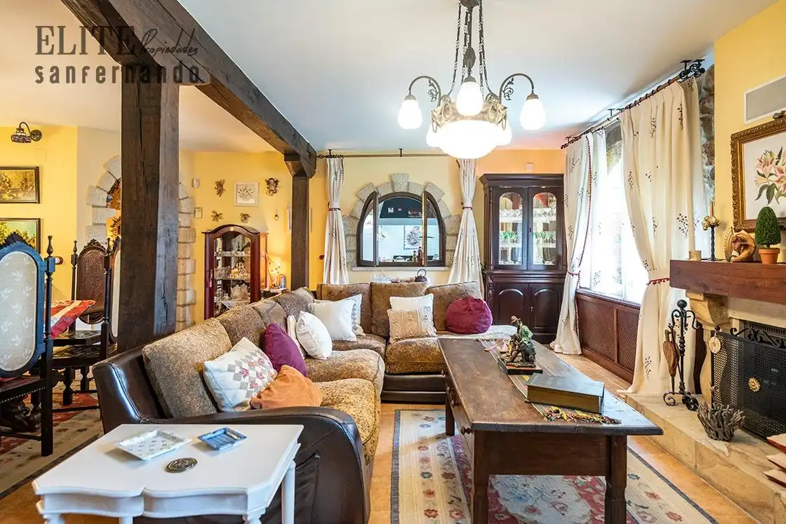 Sala de estar de Casa o chalet en venta en Santa María de Cayón con Calefacción, Jardín privado y Terraza