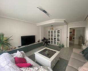 Living room of House or chalet for sale in Valladolid Capital  with Heating, Private garden and Terrace