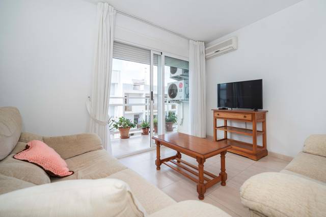 Piso en Venta en  Calle Asturias 15, 15 en Ses Figueretes - Platja d'en Bossa - Cas Serres