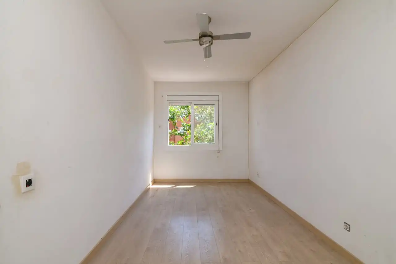 Habitación de Ático en venta en Barcelona con Parquet, Terraza y Trastero