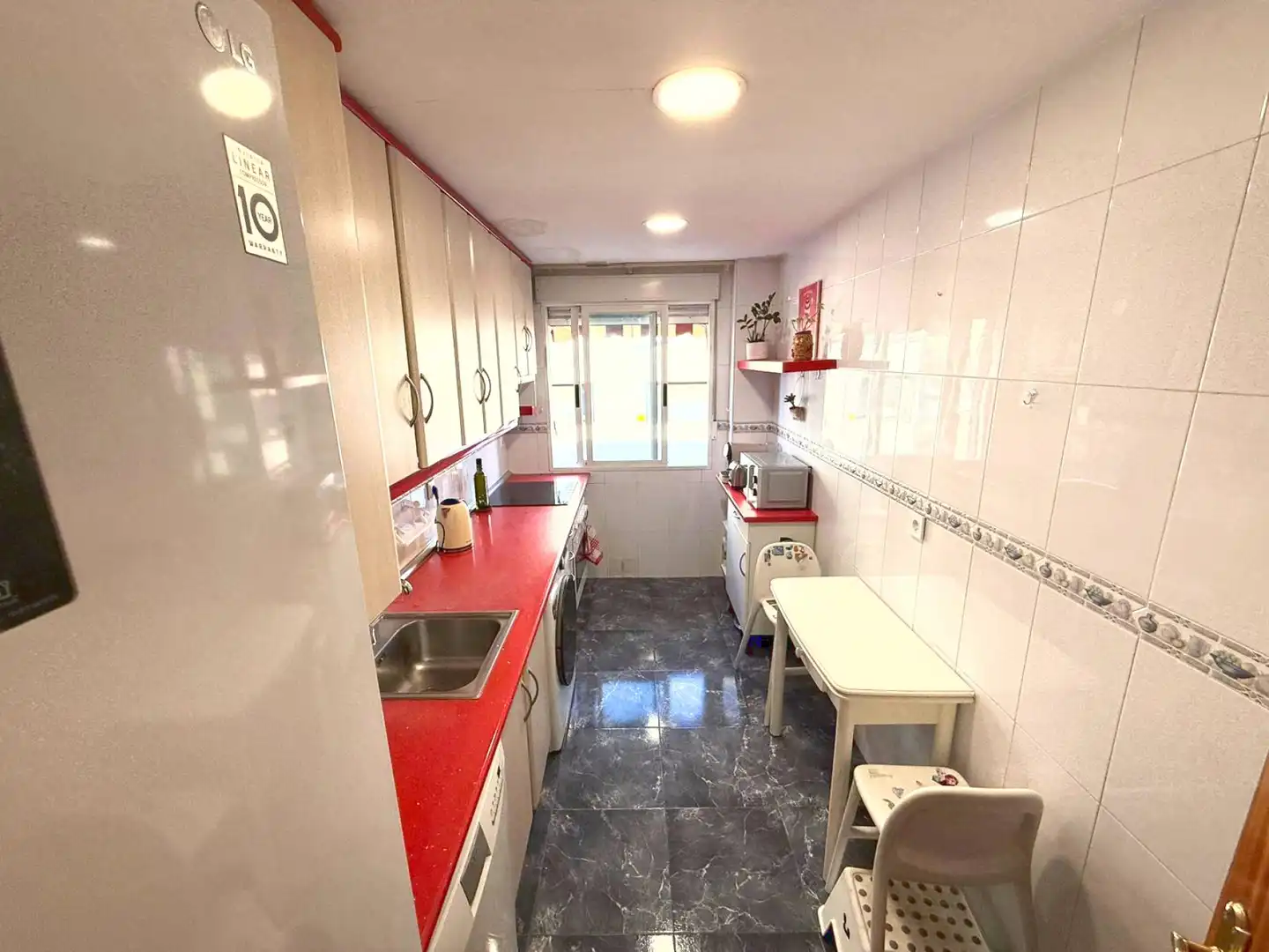 Küche von Wohnung zum Verkauf in San Sebastián de los Reyes mit Heizung, Terrasse und Abstellraum