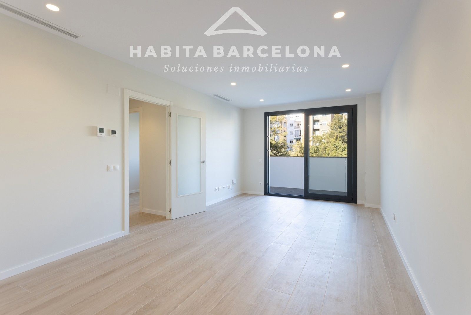 Bedroom of Flat to rent in  Barcelona Capital  with Air Conditioner, Heating and Parquet flooring