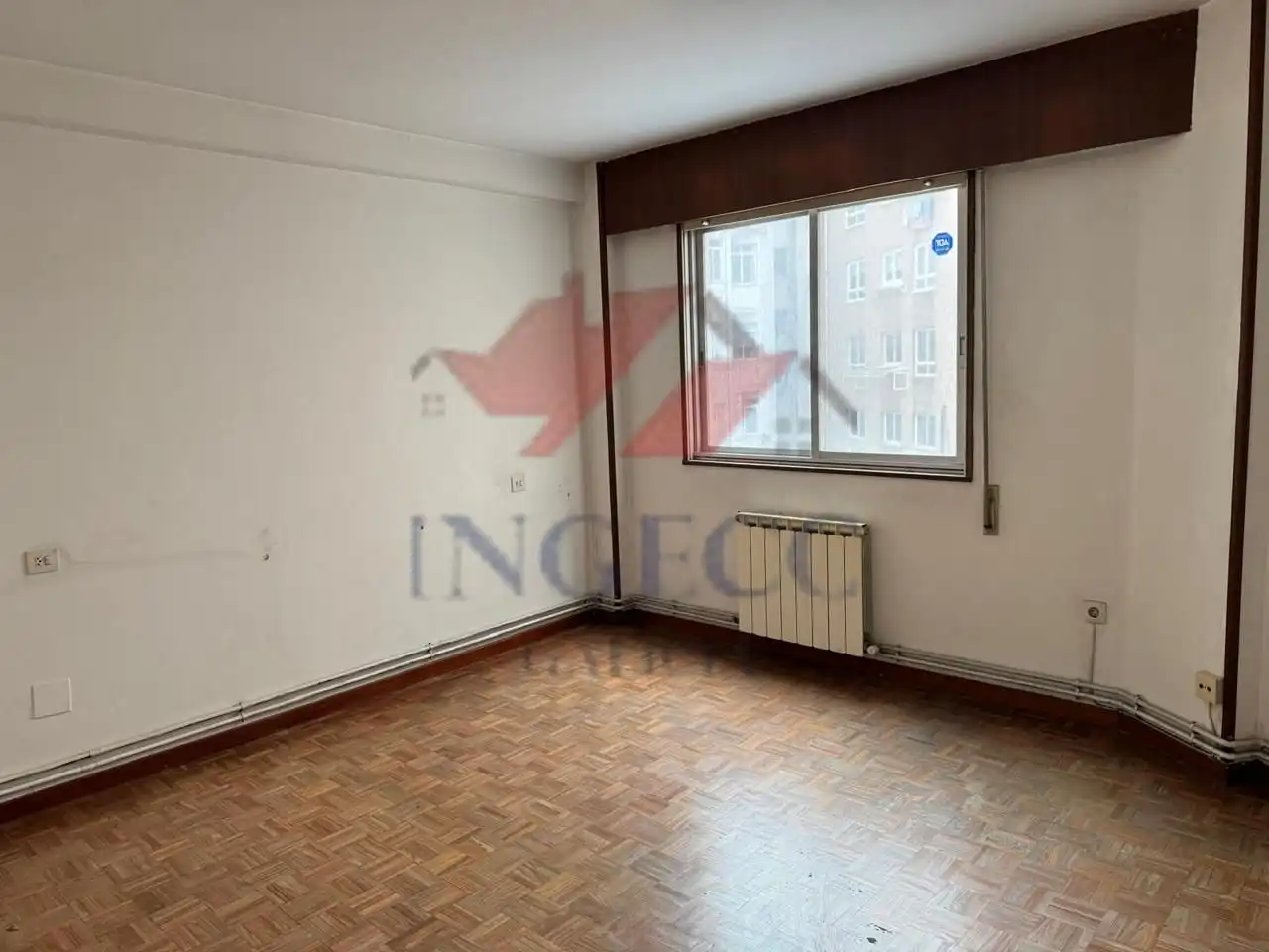 Habitación de Piso en venta en A Coruña Capital  con Calefacción, Parquet y Trastero