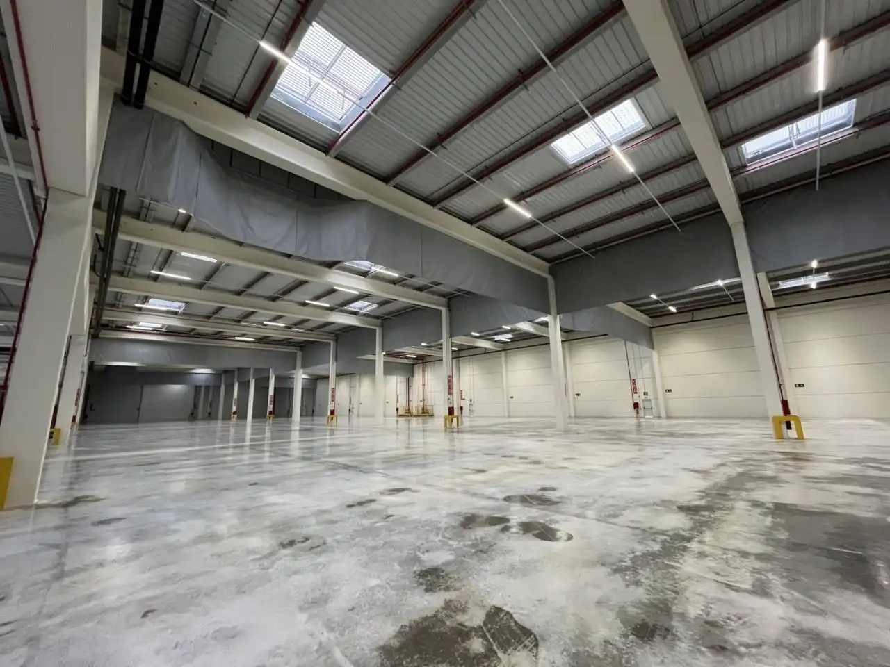Industrial buildings for rent in Òdena  with Heating