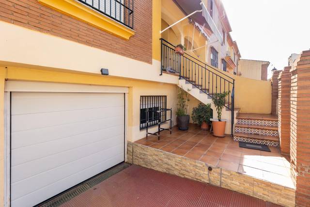 Casa adosada en Venta en  EL GRECO, 1 en San Francisco - Chorillo