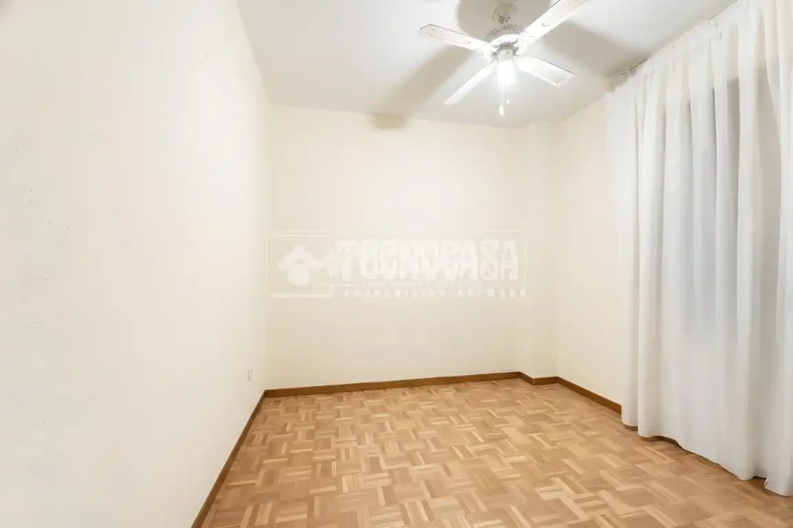 Habitación de Piso en venta en Las Rozas de Madrid con Terraza y Trastero