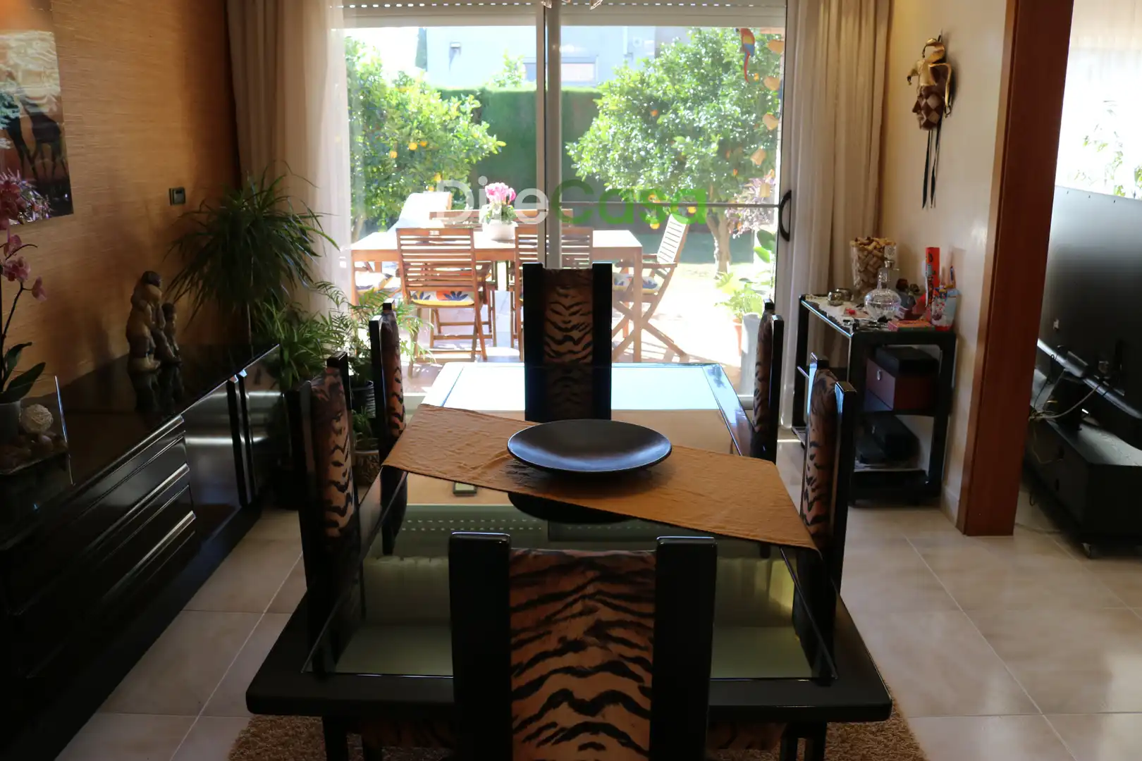 Comedor de Casa o chalet en venta en Móra d'Ebre con Aire acondicionado, Calefacción y Jardín privado