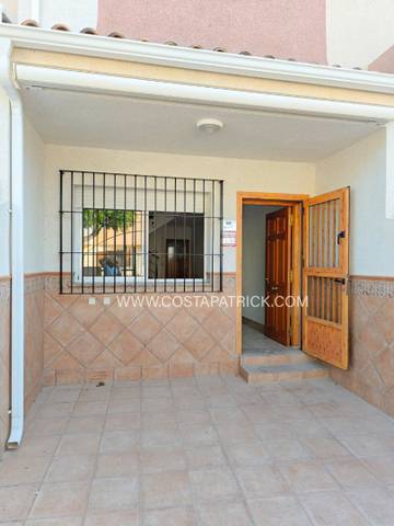 Casa adosada en Venta en Avenida Rio Piloña en Los Narejos - Punta Calera