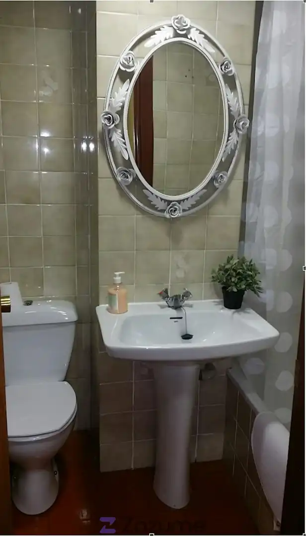 Bathroom of Flat for rent in Soria Capital   with Heating, Parquet flooring and Terrace