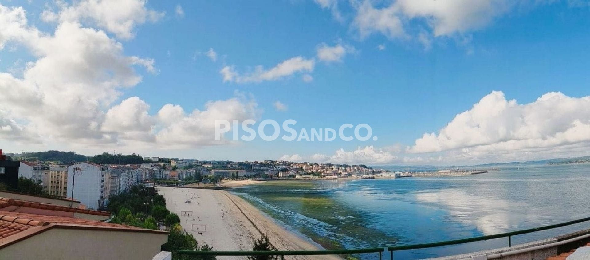 Vista exterior de Pis en venda en Sada (A Coruña) amb Calefacció, Terrassa i Traster
