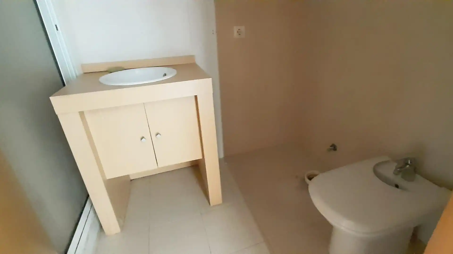 Bathroom of Flat for sale in Almazora / Almassora